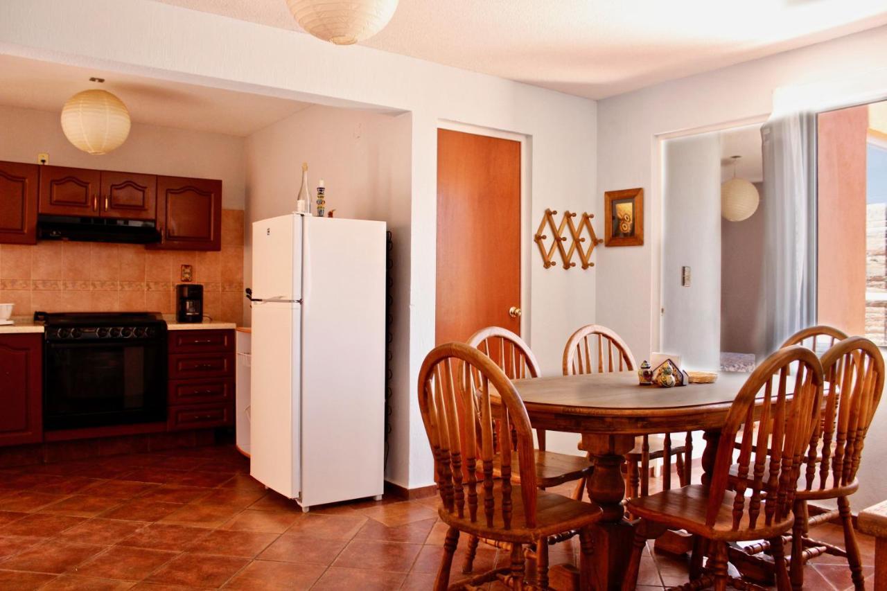 Colorful Family Condo With Terrace And Free Parking 瓜纳华托 外观 照片