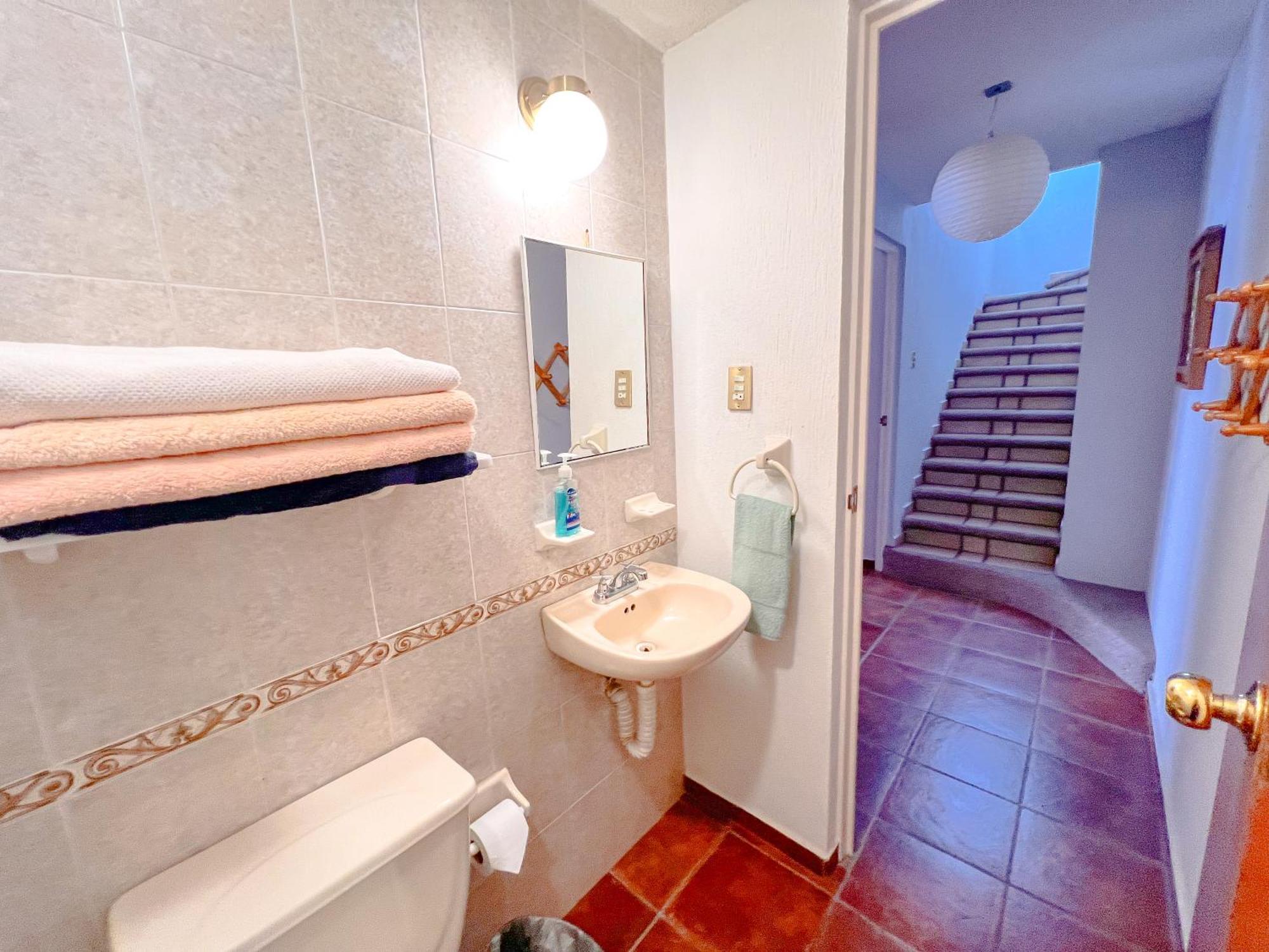 Colorful Family Condo With Terrace And Free Parking 瓜纳华托 外观 照片